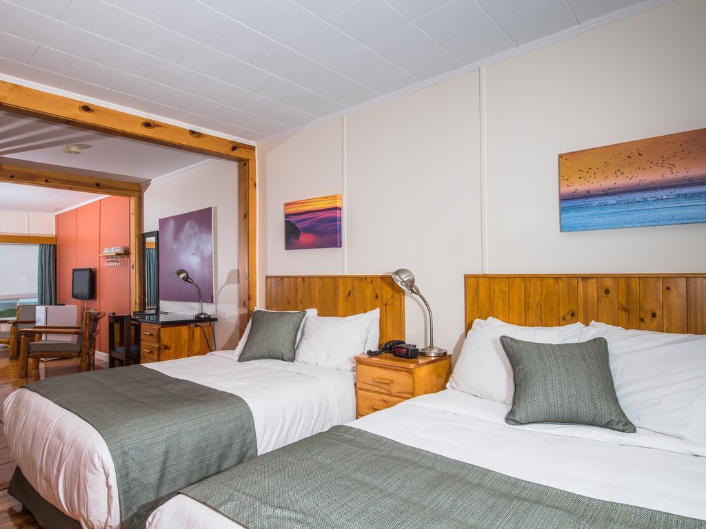 Au Pic De L'Aurore Motel-Chalets Perce Exterior photo