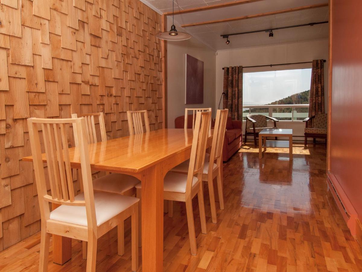 Au Pic De L'Aurore Motel-Chalets Perce Room photo